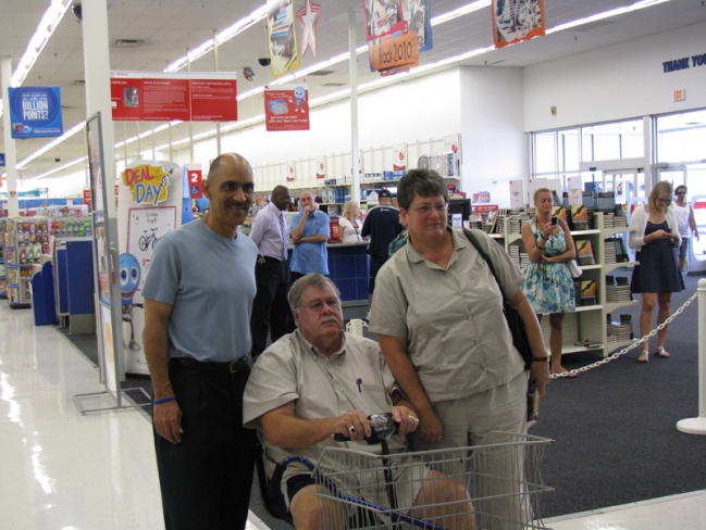 tony-and-fans-at-book-signing-at-big-kmart-in-jackson-mi